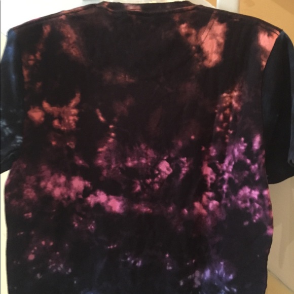 **SOLD**Hollister Curved Hem Guys Tie Dye Top - Picture 10 of 13